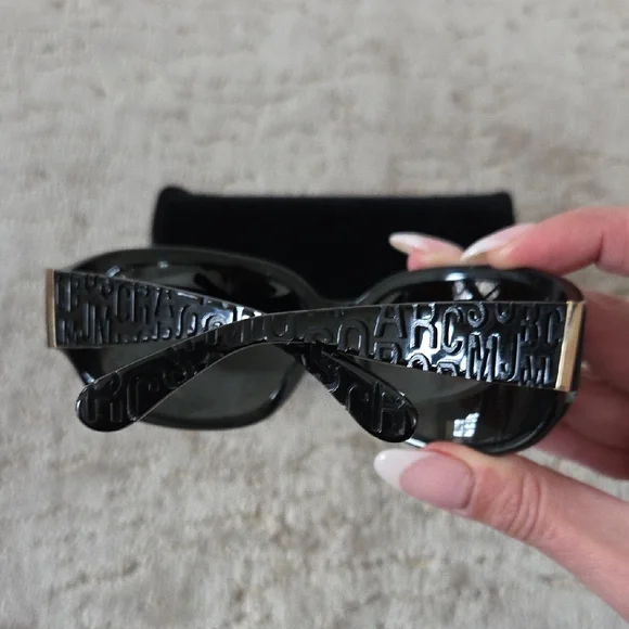 Marc By Marc Jacobs Black Sunglasses with Gold Detail - Picture 3 of 7